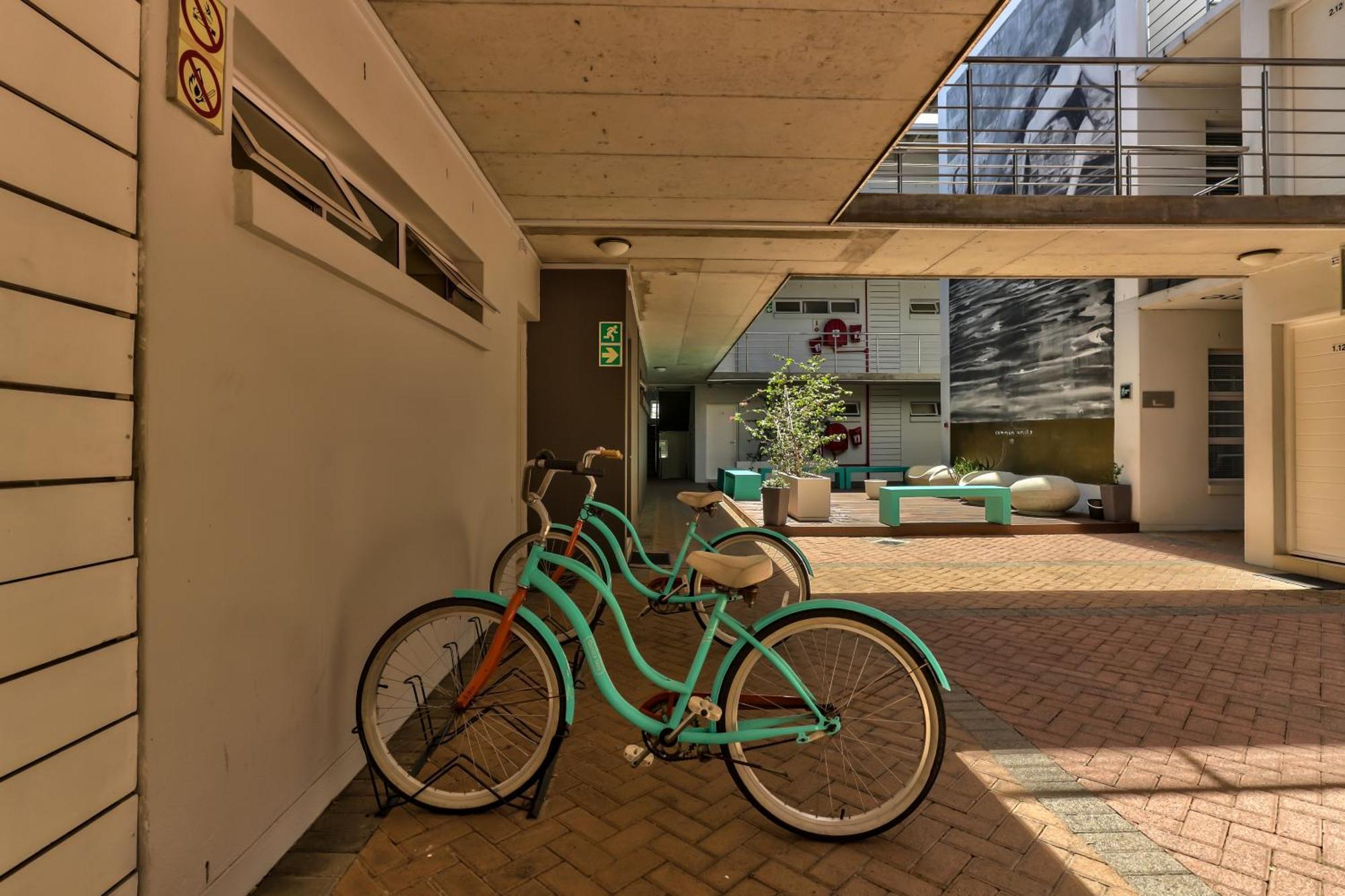 Wink Aparthotel Quiver Tree Stellenbosch Exteriör bild